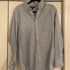 Banana Republic non iron tailored slim fit shirt. Blue check small